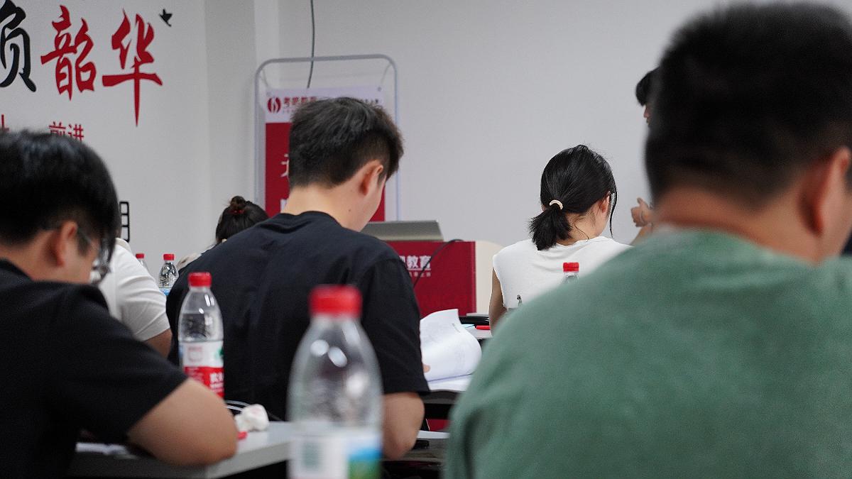 省考公告发布！河南省2026年度统一考试录用公务员10429人